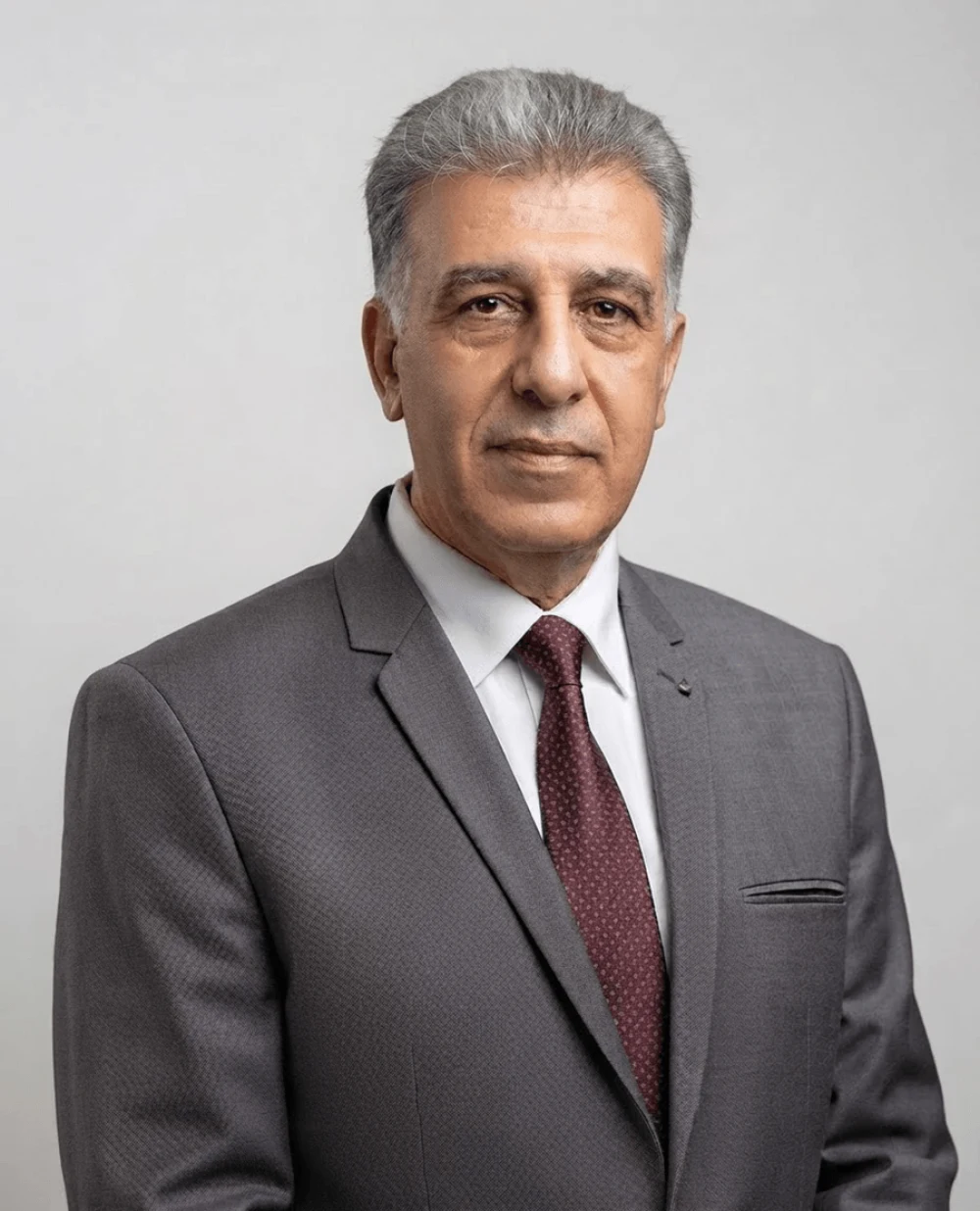 Portrait of Dr. Hussain Al Trawnah.